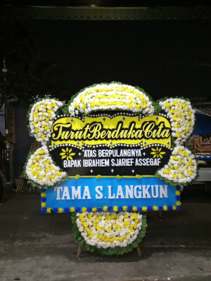 Papan Bunga Duka di Pekayonjaya